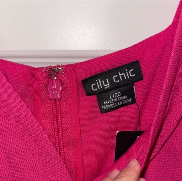 NWT CITY CHIC 20 EVERLEE PLAYSUIT HOT PINK - Picture 3 of 5